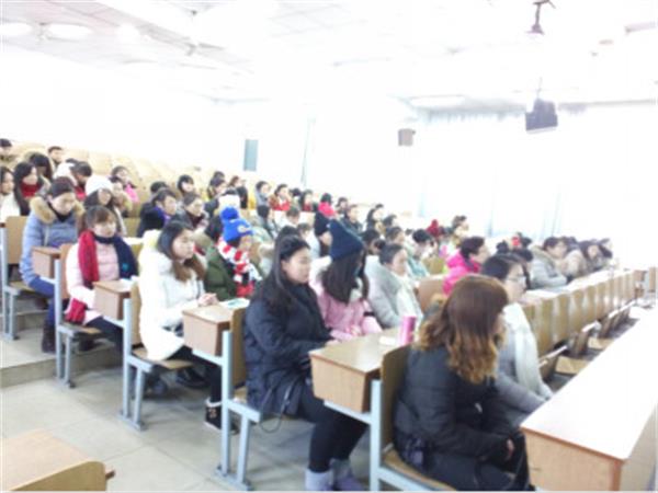 学员参加开班典礼 - 副本_meitu_1.jpg 学员参加开班典礼 - 副本_meitu_1.jpg
