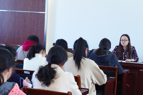 摄影部1704班--张乐(5).jpg 摄影部1704班--张乐(5).jpg