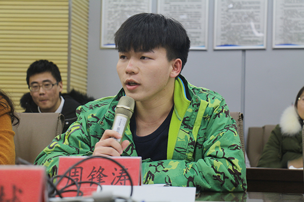 员工会开会 5.jpg 员工会开会 5.jpg