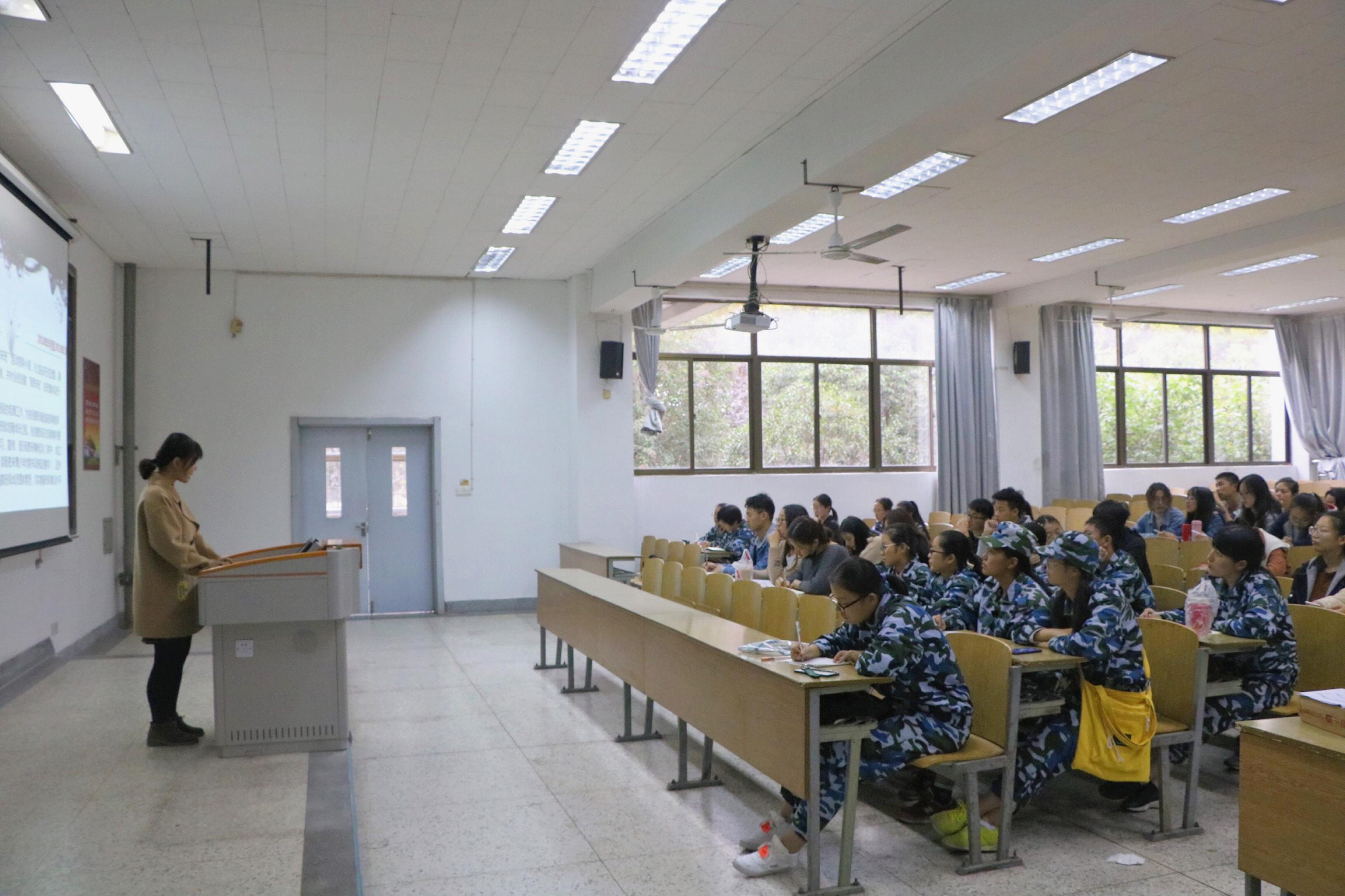 IMG_9525.JPG IMG_9525.JPG