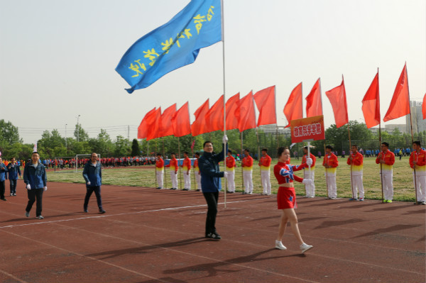 王洁 (2)_meitu_3.jpg