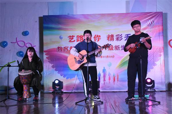 11.19新生才艺大赛 秦润东 (10).jpg 11.19新生才艺大赛 秦润东 (10).jpg