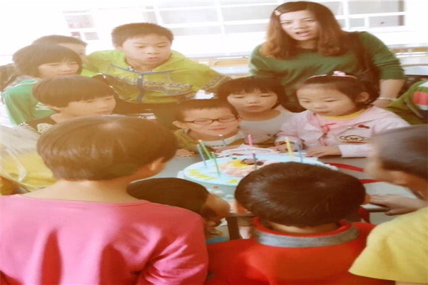 D652F21EB00C9A09B05A2ABEED68AFB3.jpg D652F21EB00C9A09B05A2ABEED68AFB3.jpg