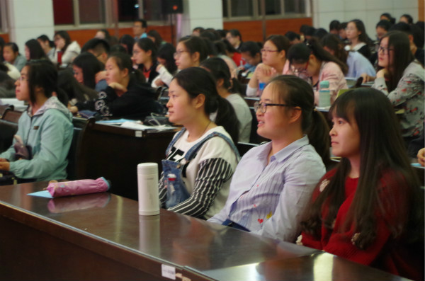 李薇 摄 (1)_meitu_8_meitu_10.jpg