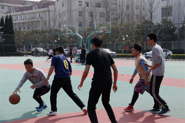 3.25 今年会篮球比赛 秦润东 5.jpg