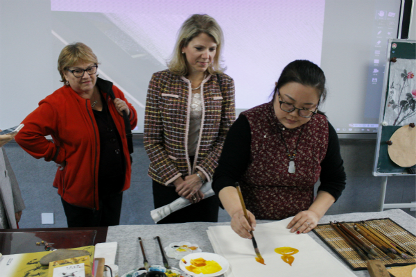 陈希 (5).jpg 陈希 (5).jpg